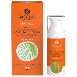 Lekka emulsja ochronna SPF 50+ PPD 52,3 BASICLAB - Prewencja i Antyoksydacja - 50 ml
