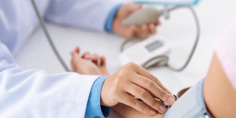 ciśnieniomierz automatyczny