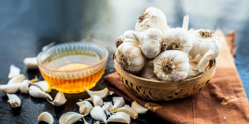 naturalny antybiotyk z czosnku